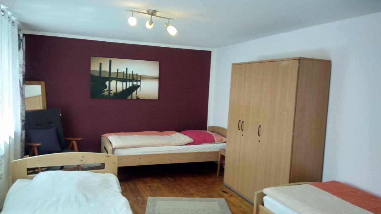 "Klein Und Fein"-Monteurzimmer Pohlheim Экстерьер фото