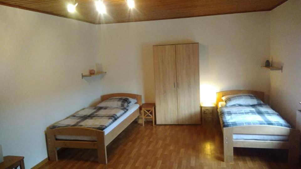 "Klein Und Fein"-Monteurzimmer Pohlheim Экстерьер фото